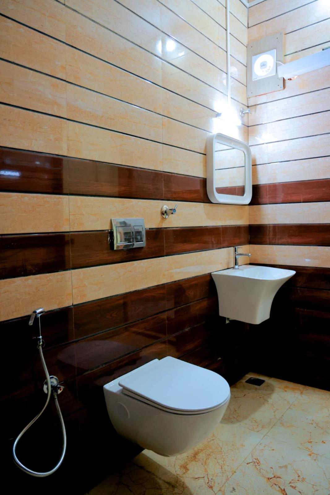Tiruchchendūr Grand Sangeetham Inn מראה חיצוני תמונה